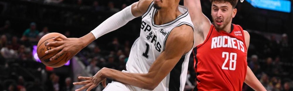  文班亚马首秀惊艳马刺主场击败魔术