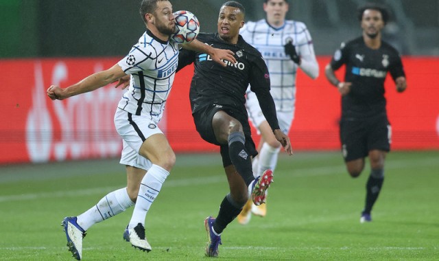  AC米兰功勋队长替补救主保留争冠希望  