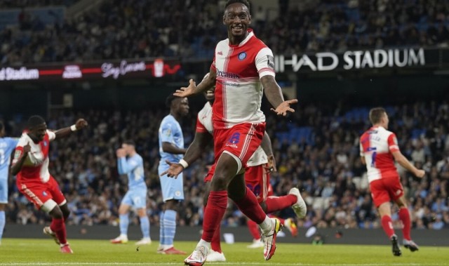  美因茨主场顽强逼平，德甲中游球队展现韧性  