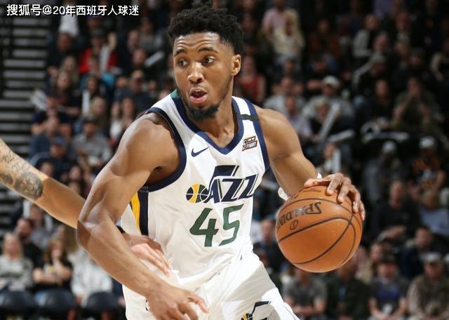  瓦兰丘纳斯30+15鹈鹕胜奇才  